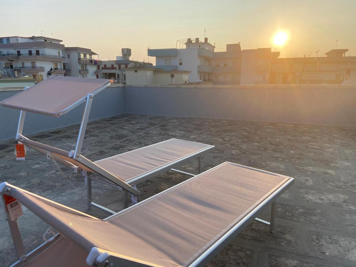 Terrazza Vista Mare E Box Auto Apartment Галиполи Екстериор снимка